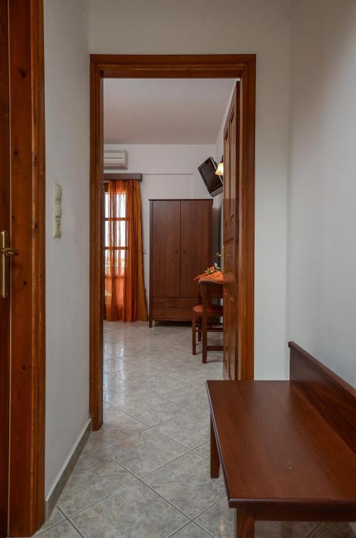 Agia Anna  Margaritis Apartments מראה חיצוני תמונה